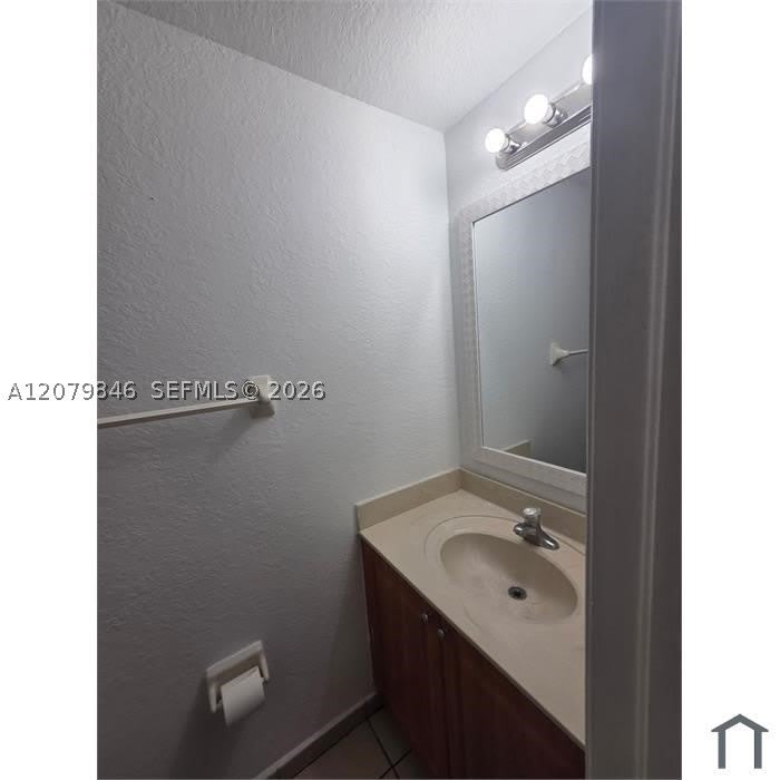 875 SW 6th Pl – photo 5
