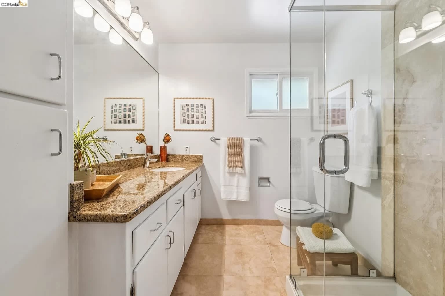 7200 Saroni Drive – photo 4