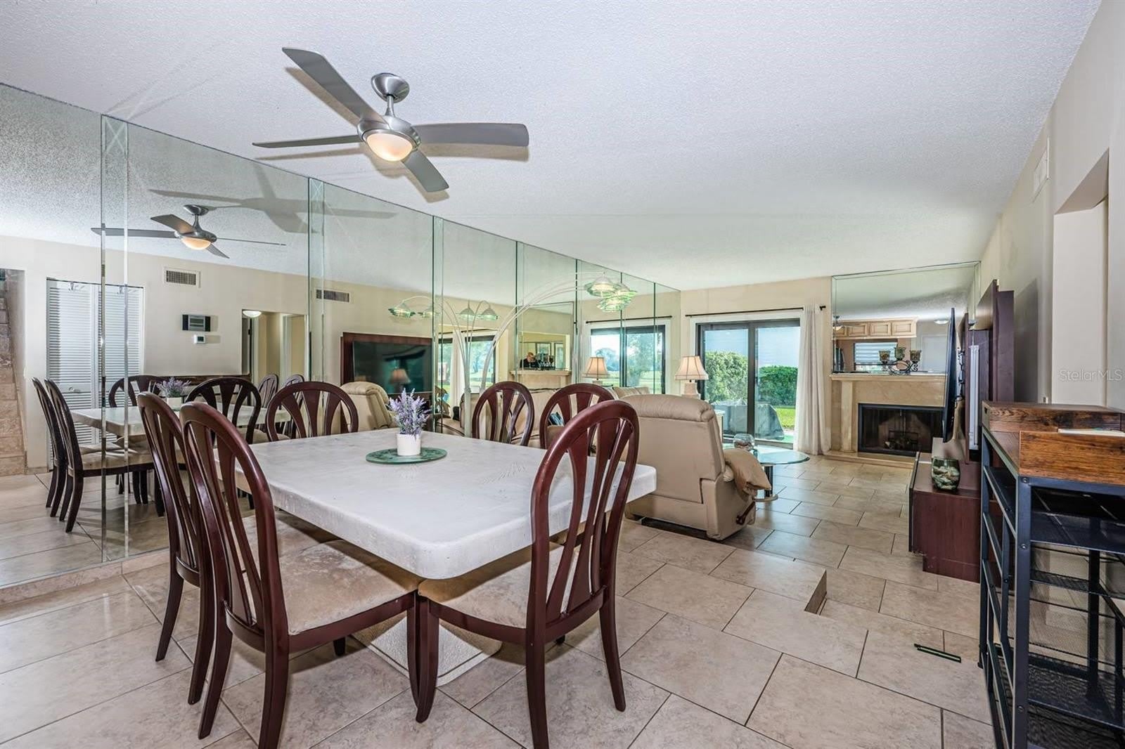 6260 SUN Boulevard – photo 5