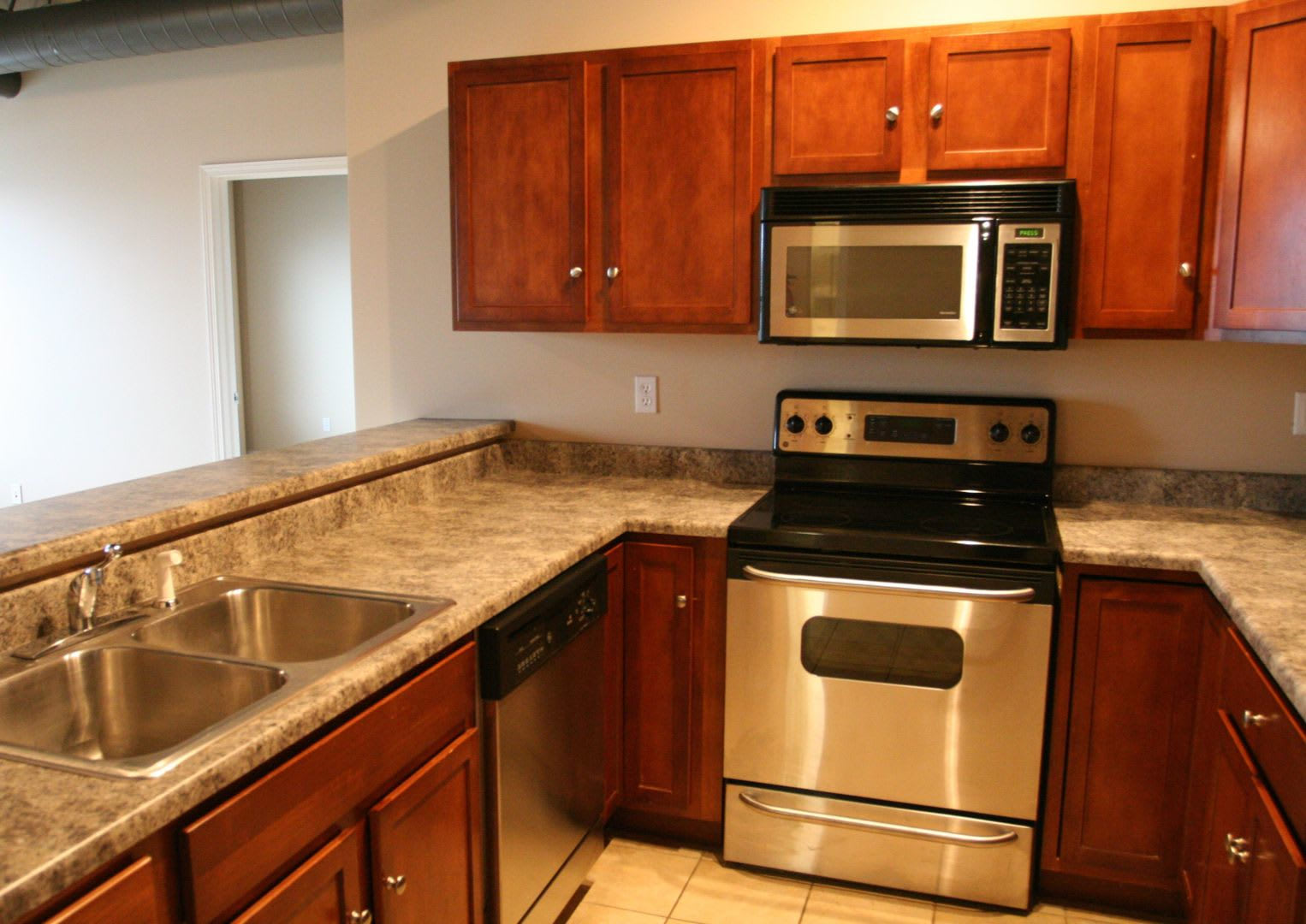 1120 S. Walnut – photo 3