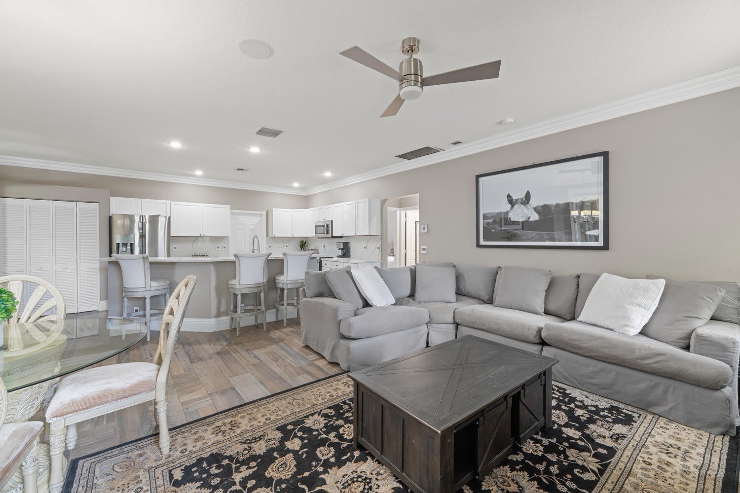 13853 Norwick Street – photo 2