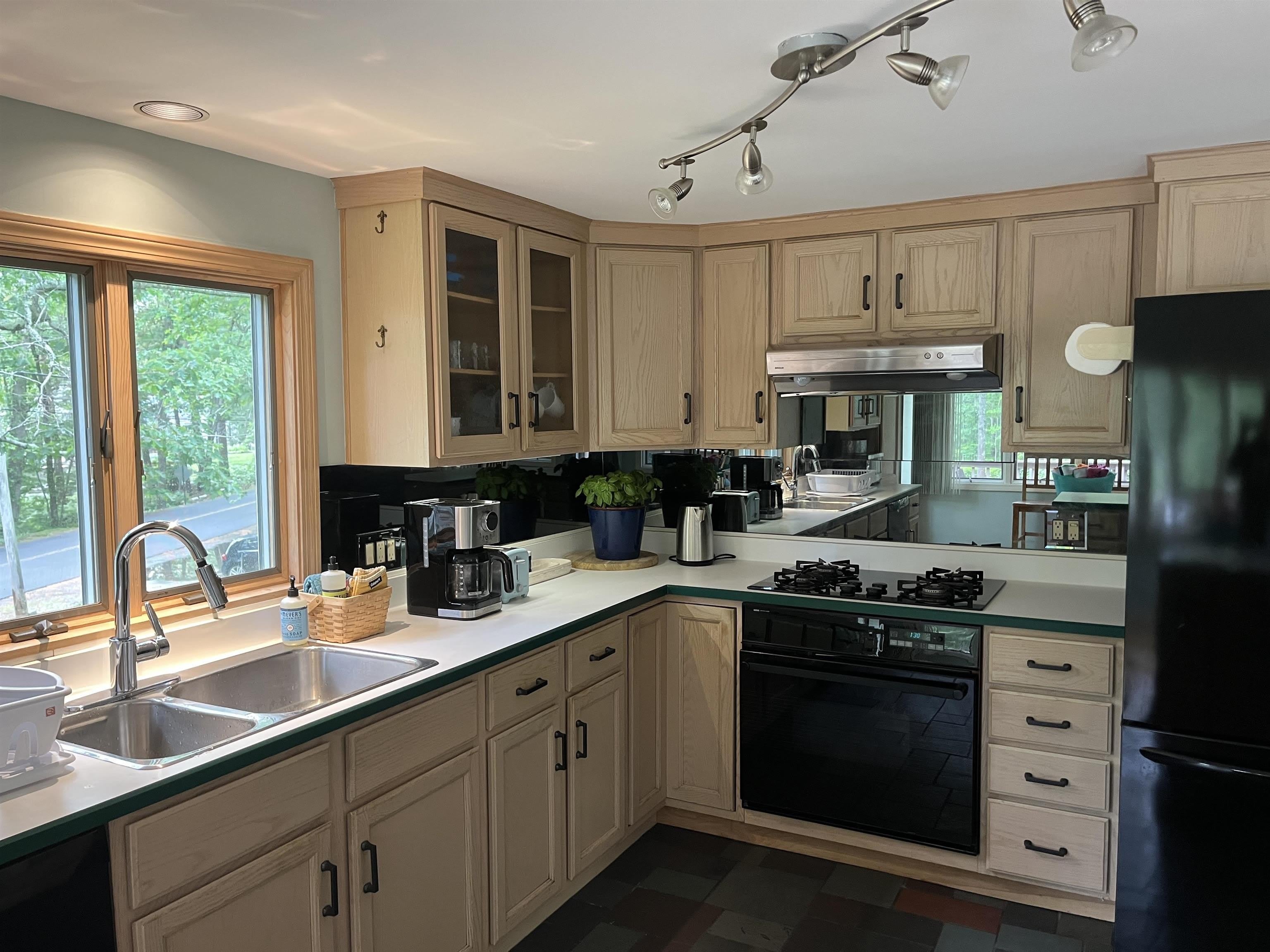 56 Captain Thomas Road – photo 4