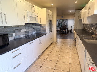 6732 Wooster Avenue – photo 3