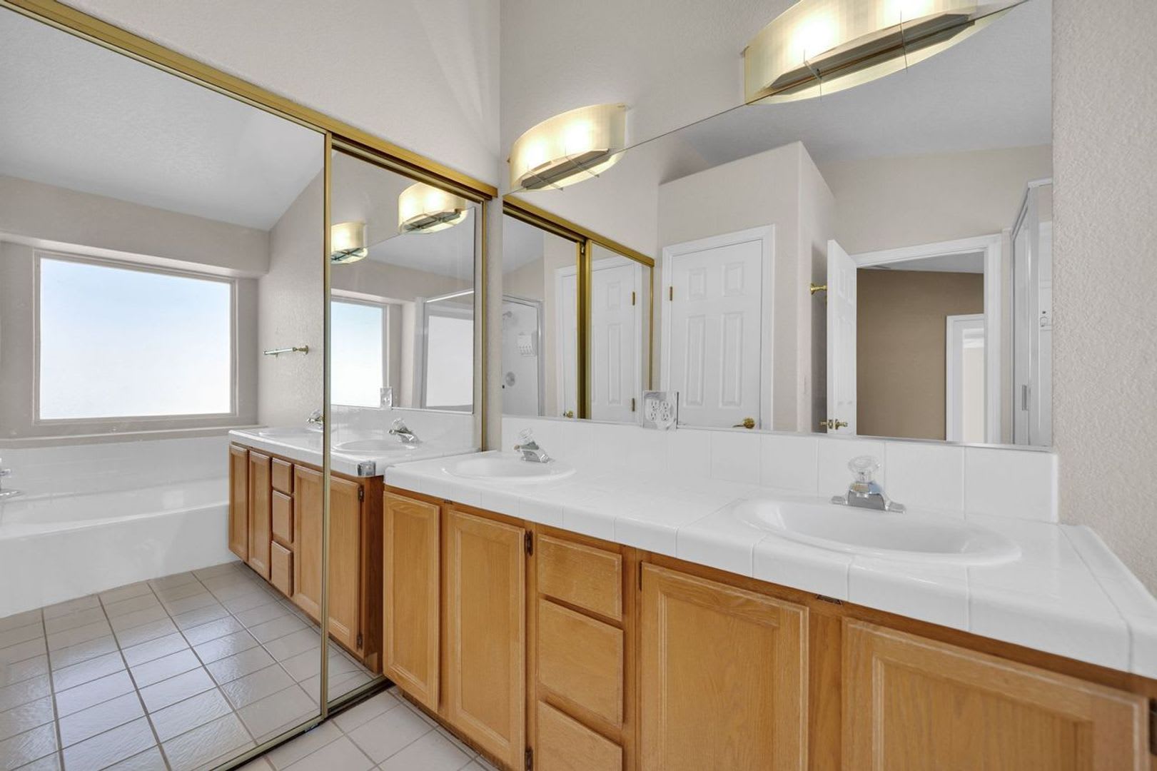 7716 Bentonite Dr – photo 3