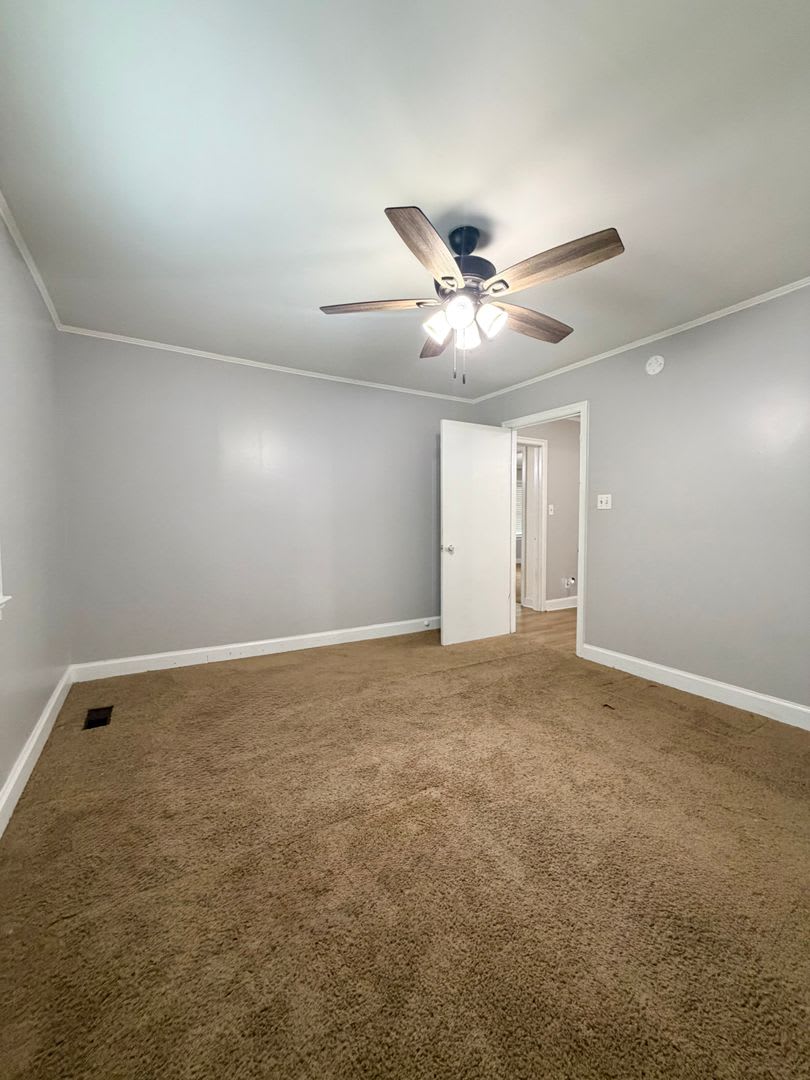 2 Bed 1 Bathroom on 1 Acre of Land – photo 4