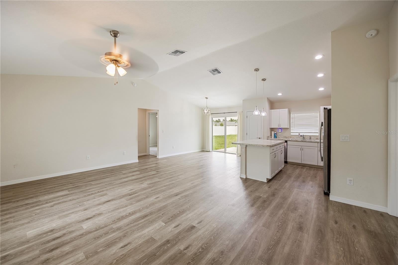 476 MARION OAKS Pass – photo 4