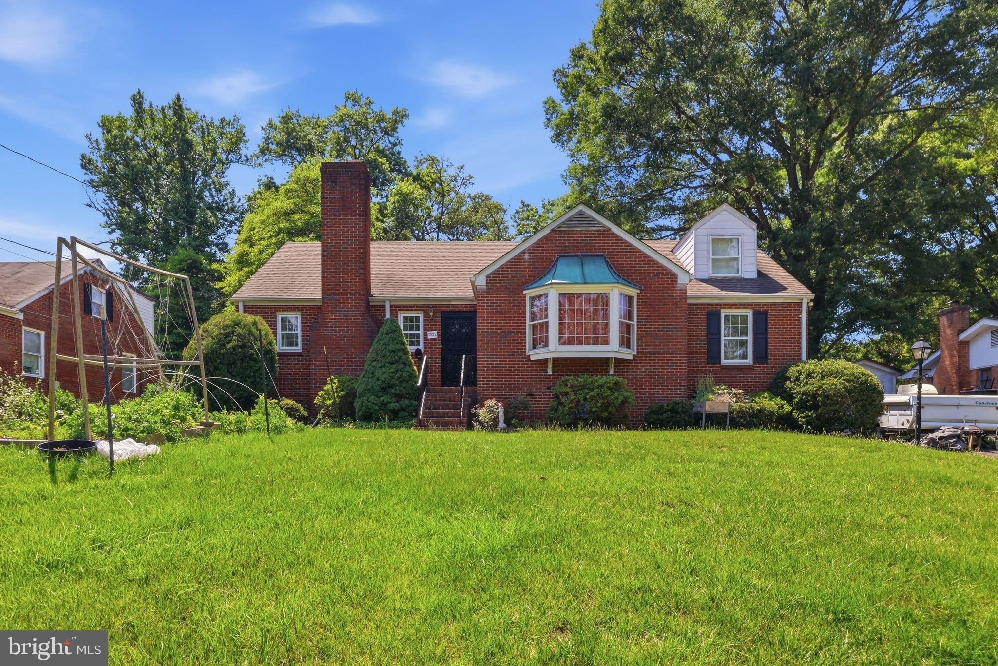 7322 Edmonston Road – photo 2
