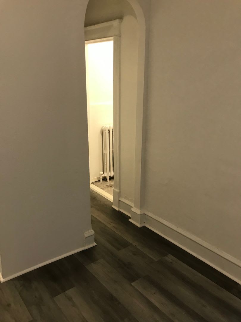 Charming 2BR Duplex in Philadelphia – photo 3