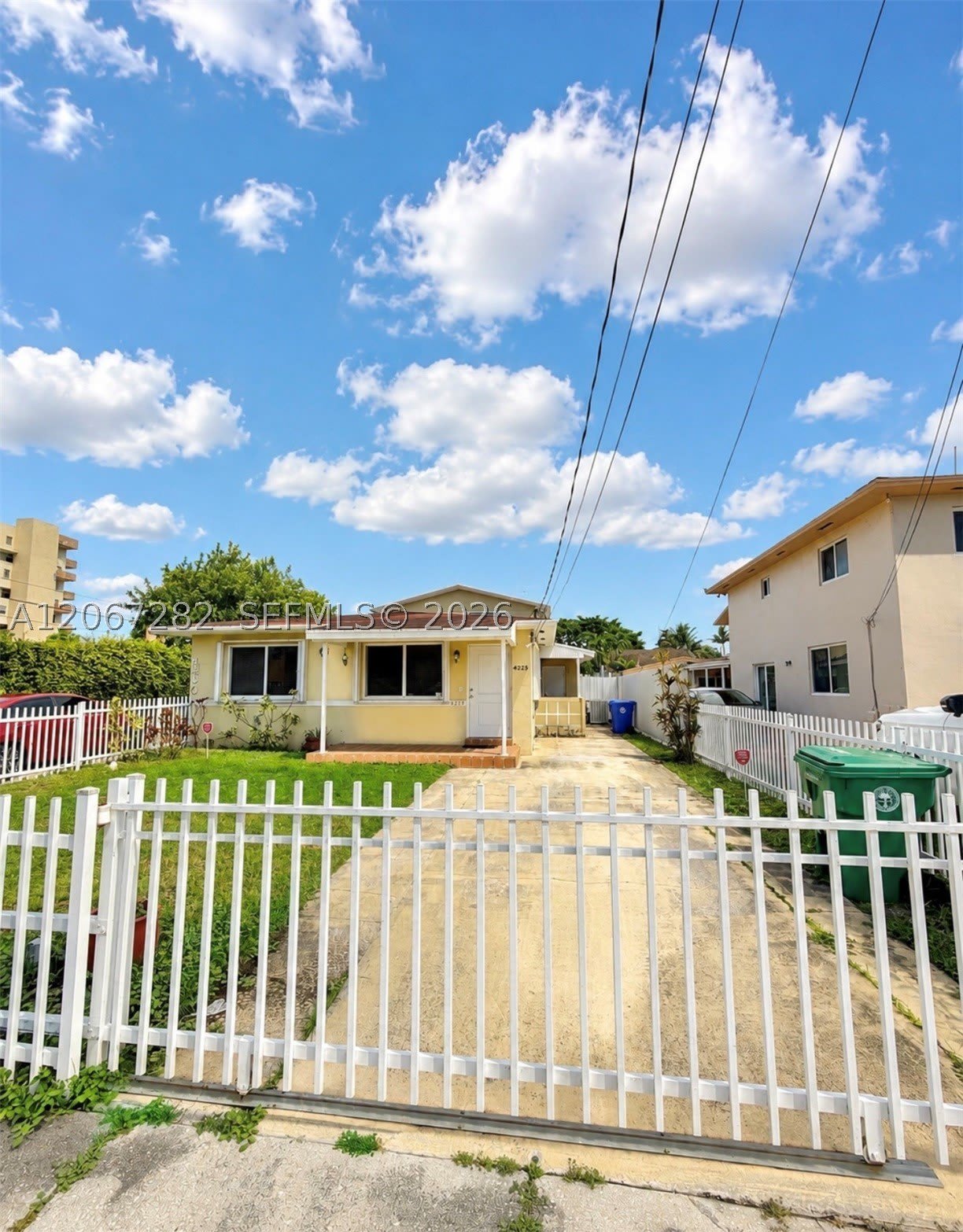 4228 NW 4th St – photo 2