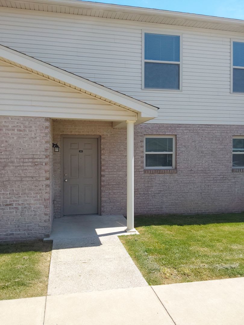 2 BR Glenn View – photo 4