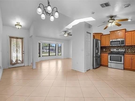 367 MENDOZA Street – photo 5