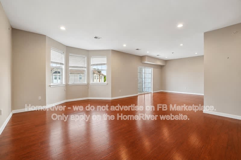 347 POND LN – photo 3