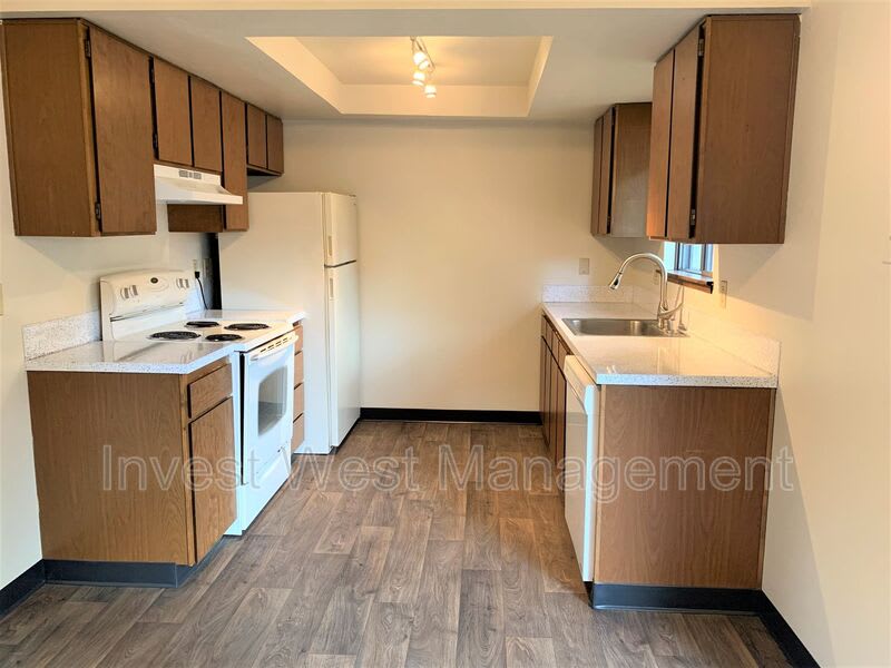 2015 Z Street – photo 4