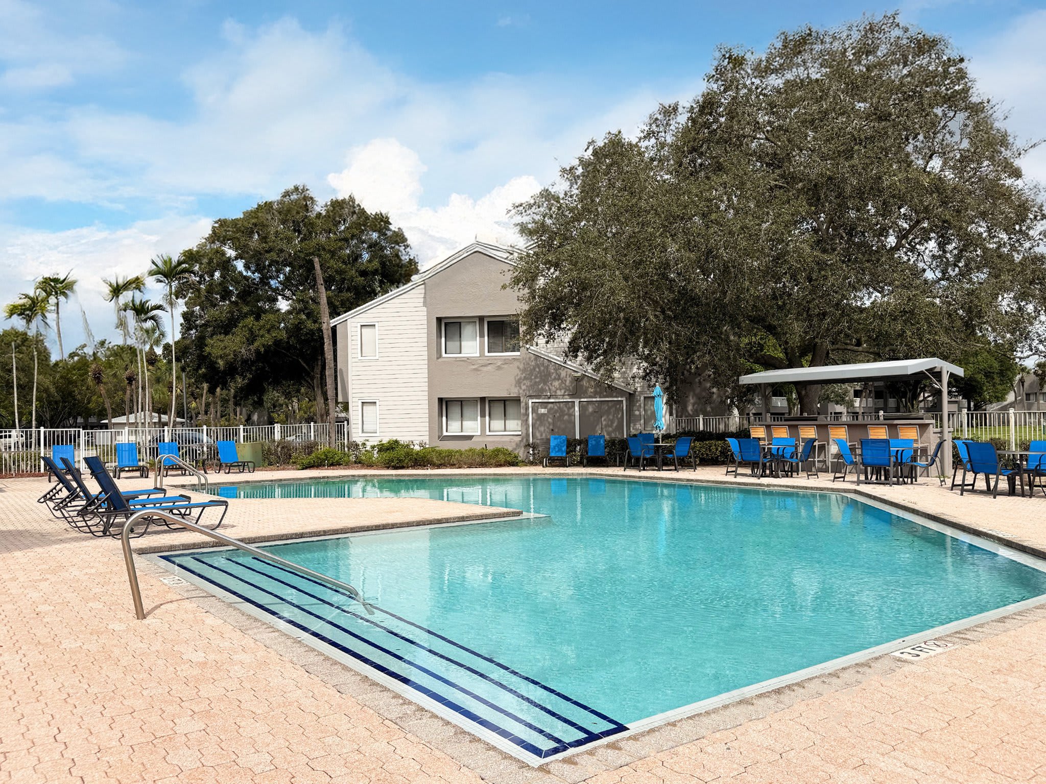 500 Sw 1St Street – photo 4