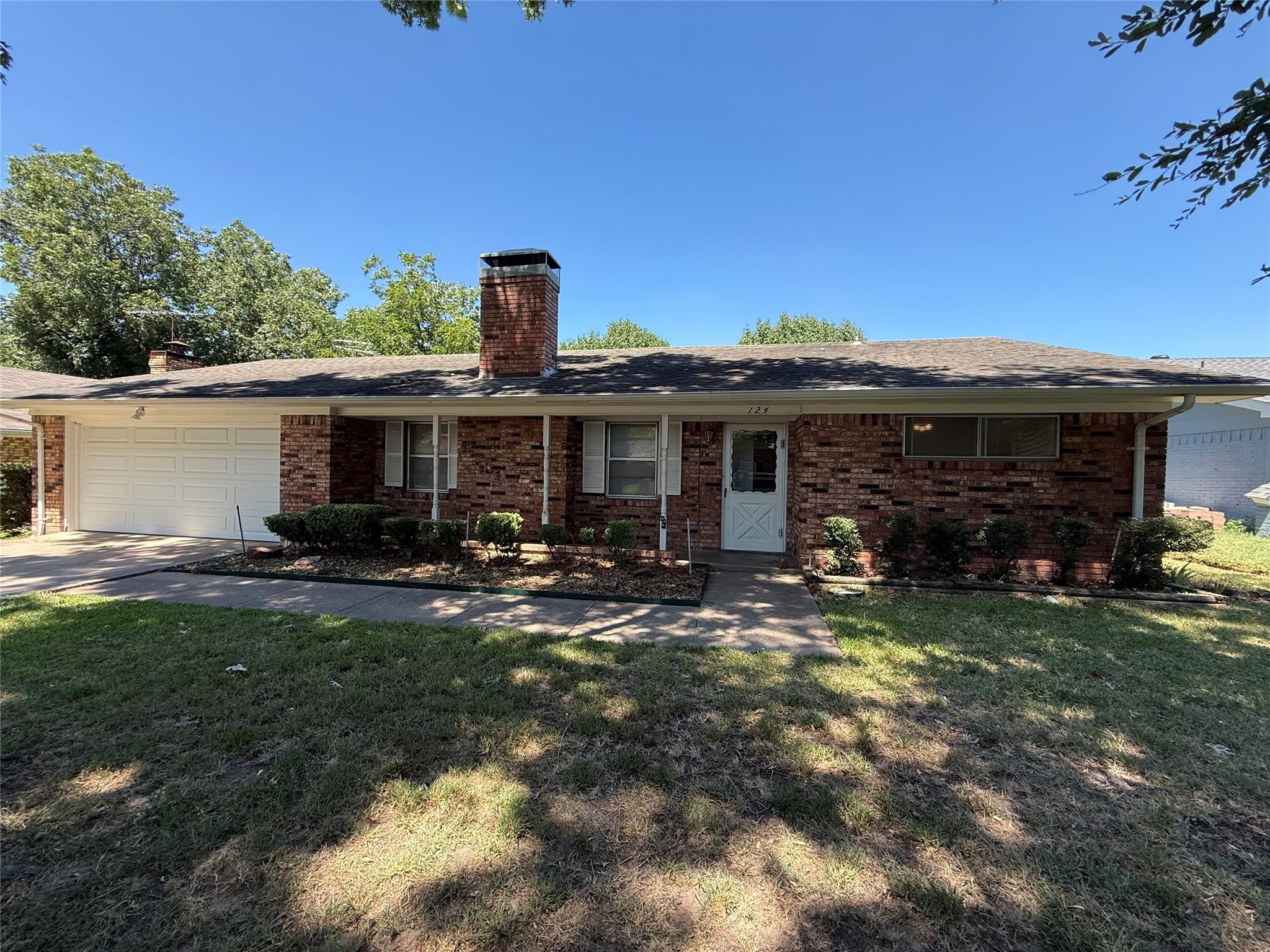 124 Poinsettia Circle – photo 1