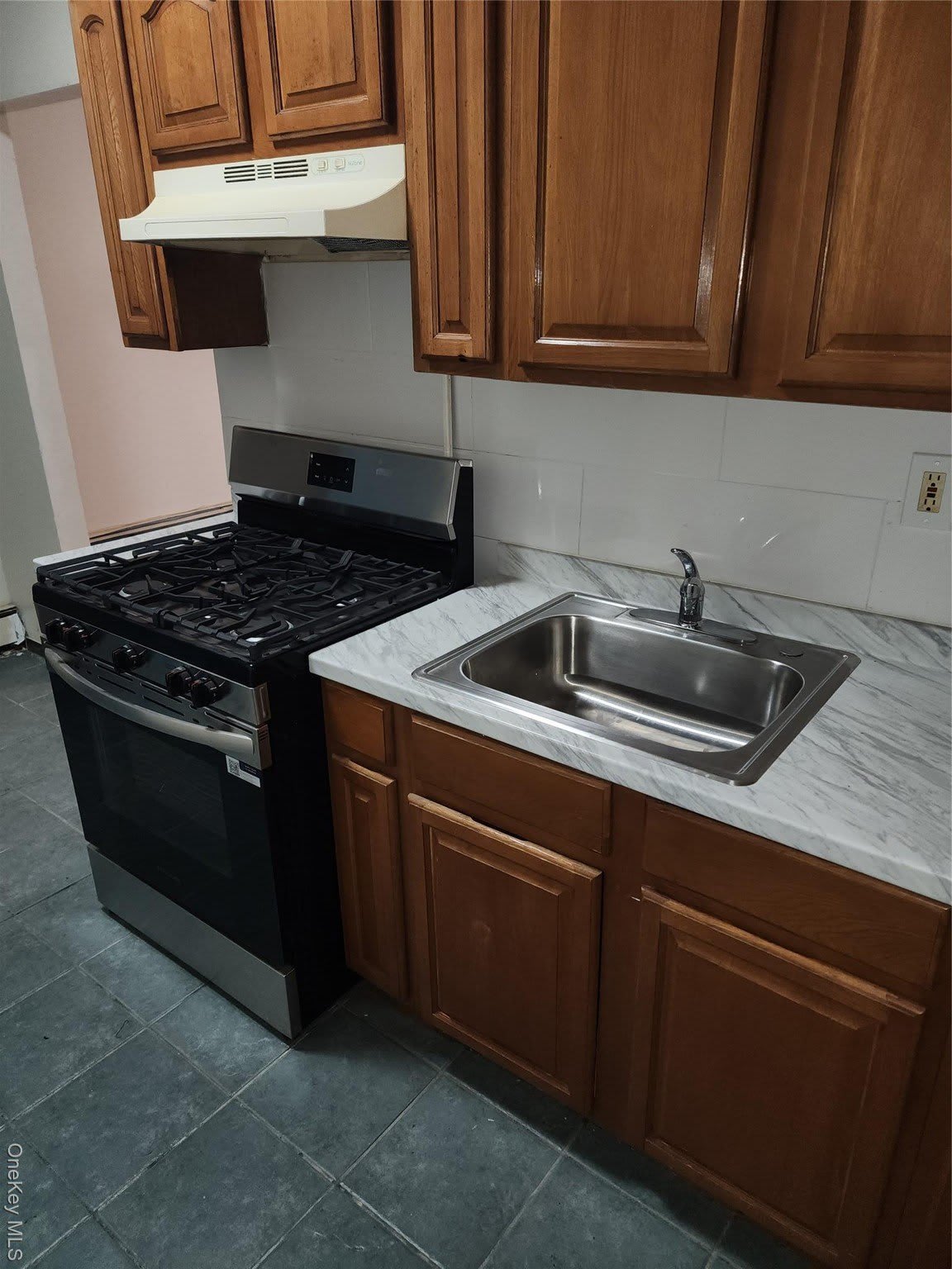 173-17 Jamaica Avenue – photo 3