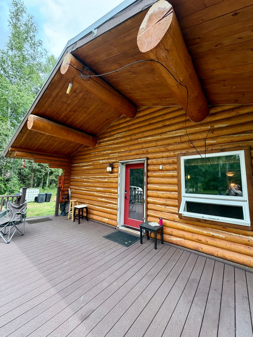 Cozy Cabin-Style Home in North Pole – photo 2