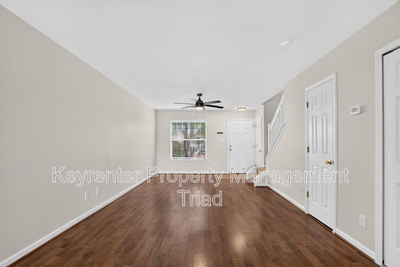 104 Tannenbaum Cir – photo 5