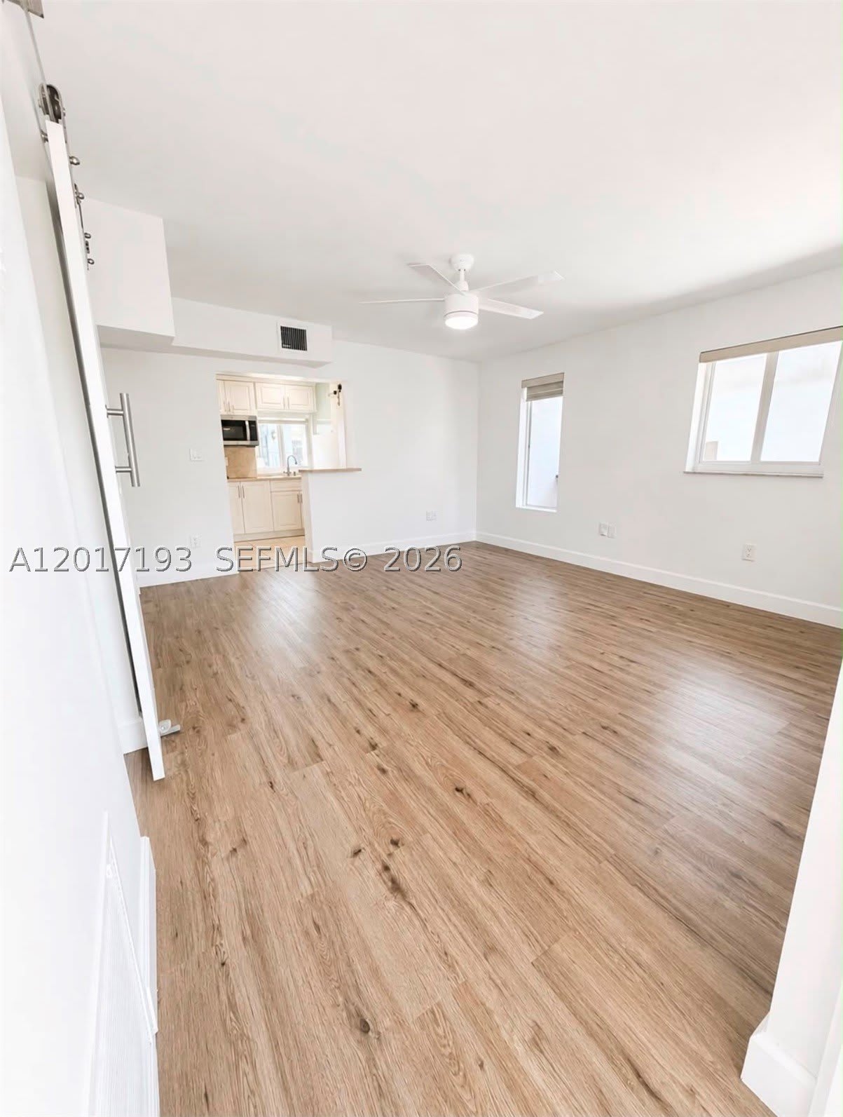 235 SW 64th Ave – photo 3