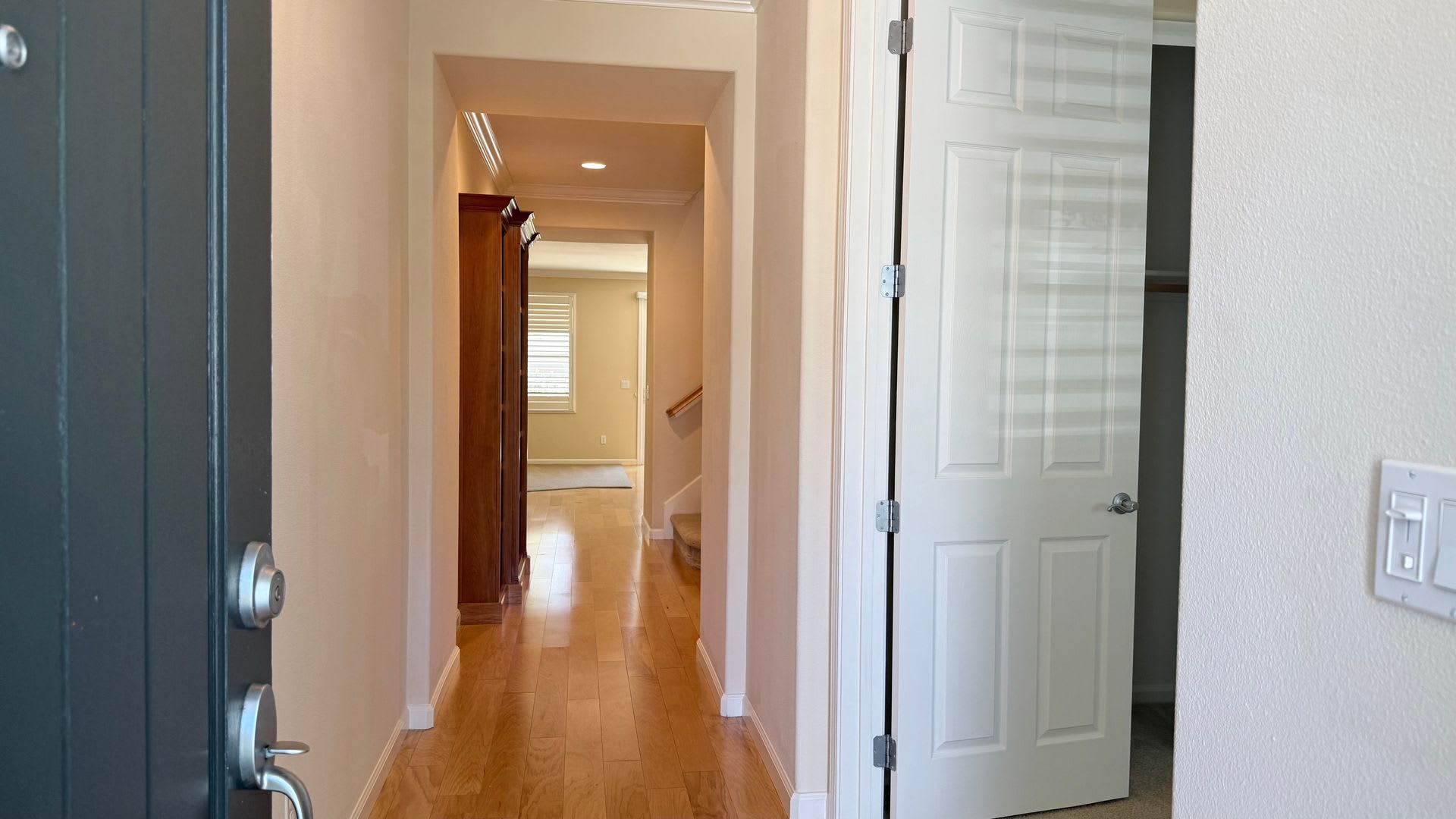 Beautiful 4BD/3BA, Two-Story Townhome in Alamo Creek, Danville- Available NOW! – photo 3