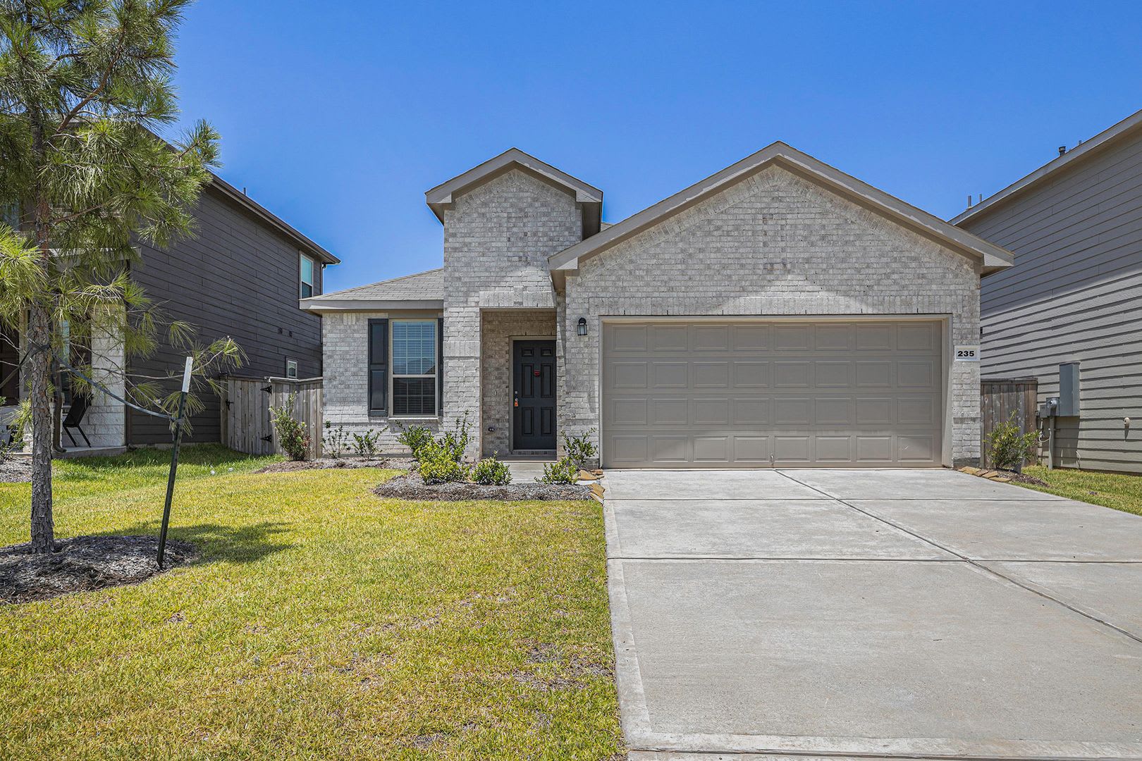 4 Bedroom – photo 2
