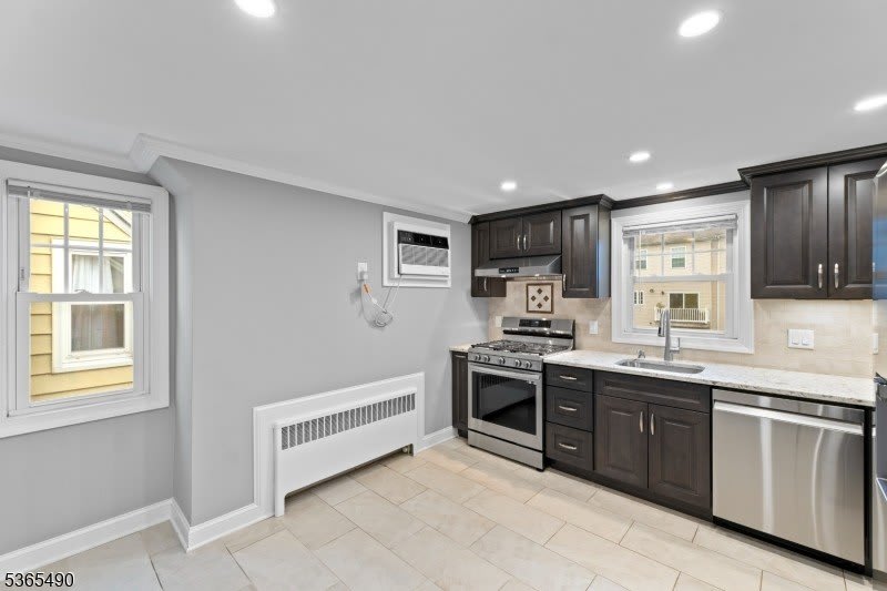 86 Forest St – photo 3