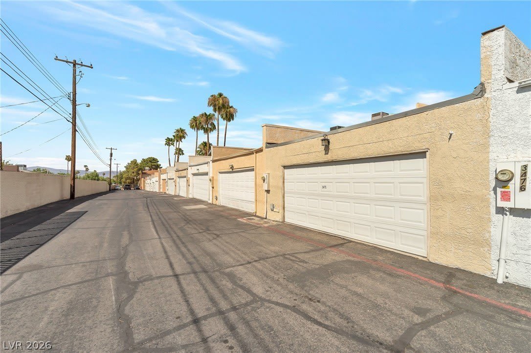 3472 Townhouse Drive – photo 3