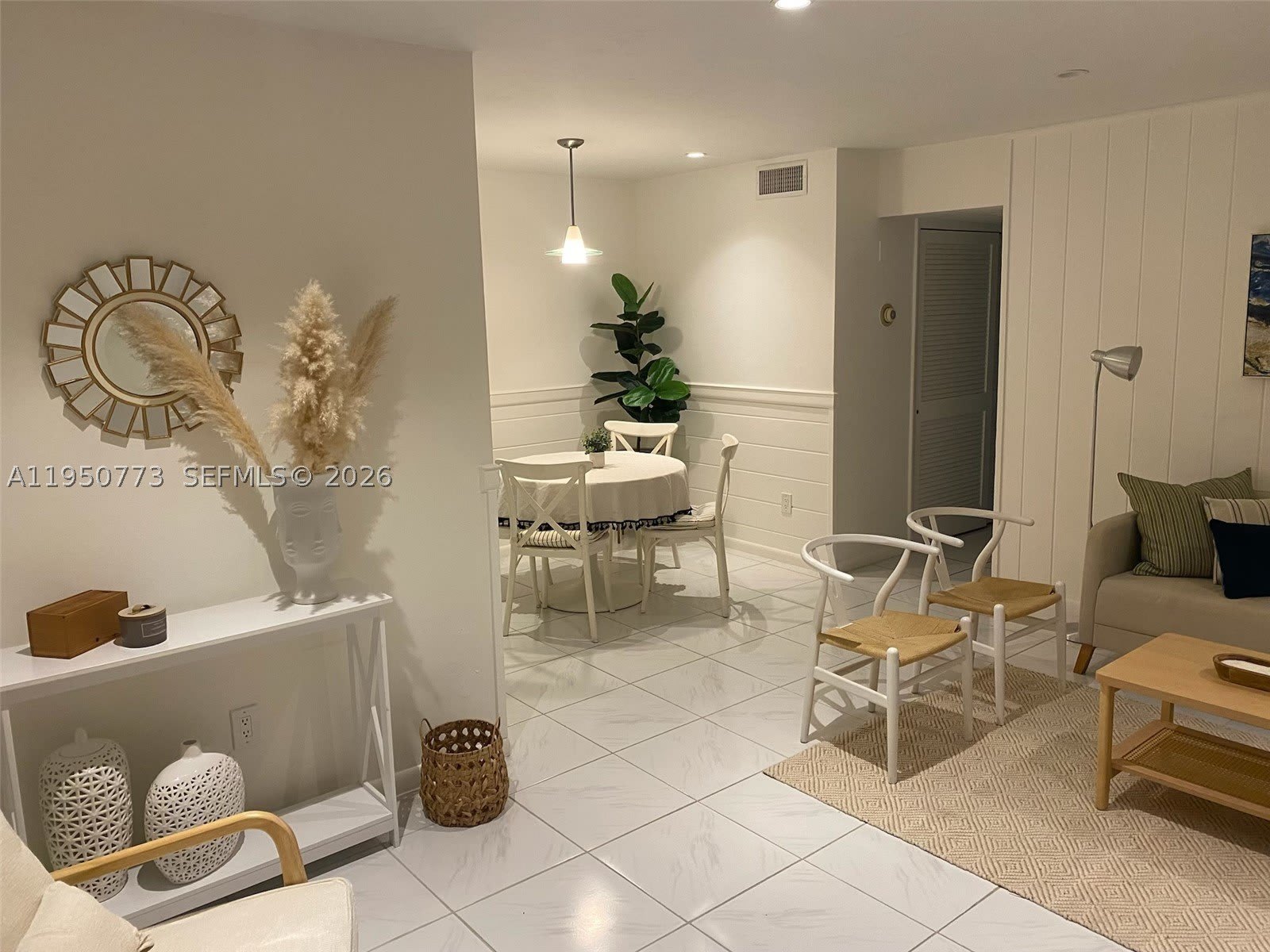 255 Sunrise Dr – photo 3
