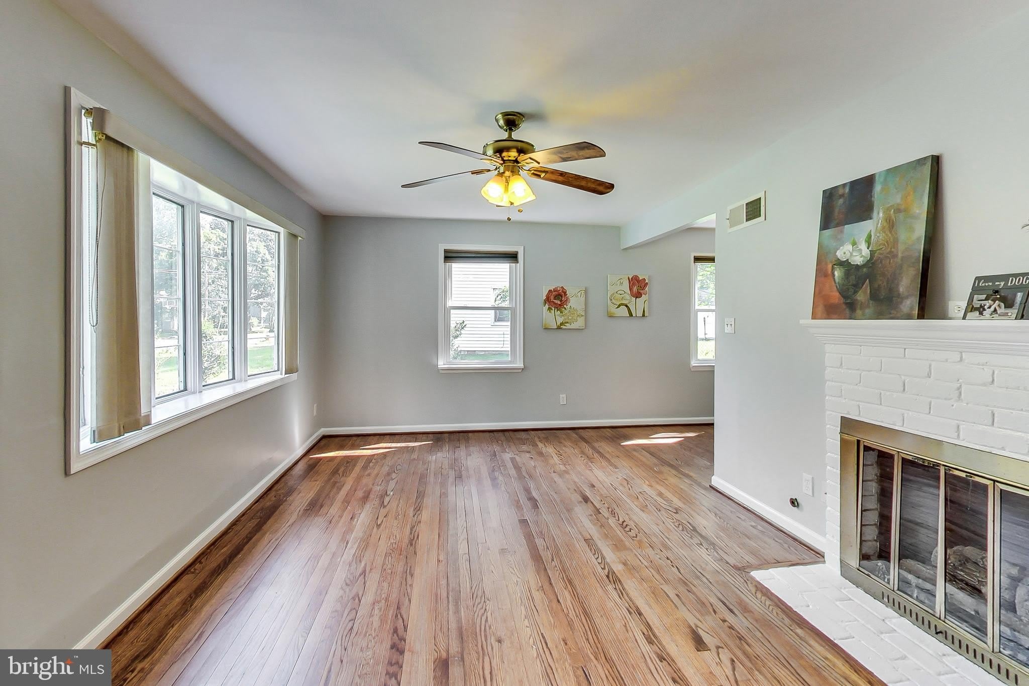 6641 BARRETT Road – photo 3
