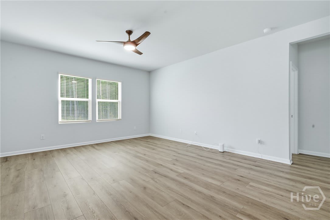 217 Crosstown Avenue – photo 4