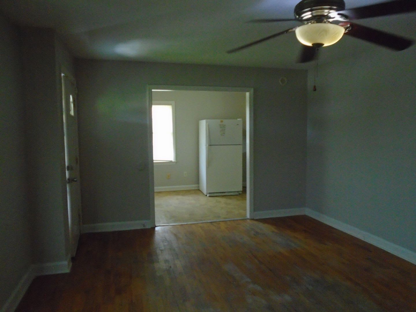 3 Bed / 1 Bath Available in Lafayette Villiage! – photo 5