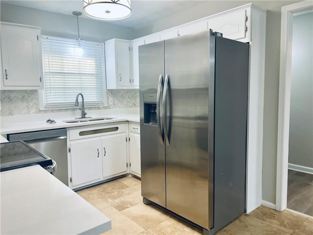 637 Rae Drive – photo 5