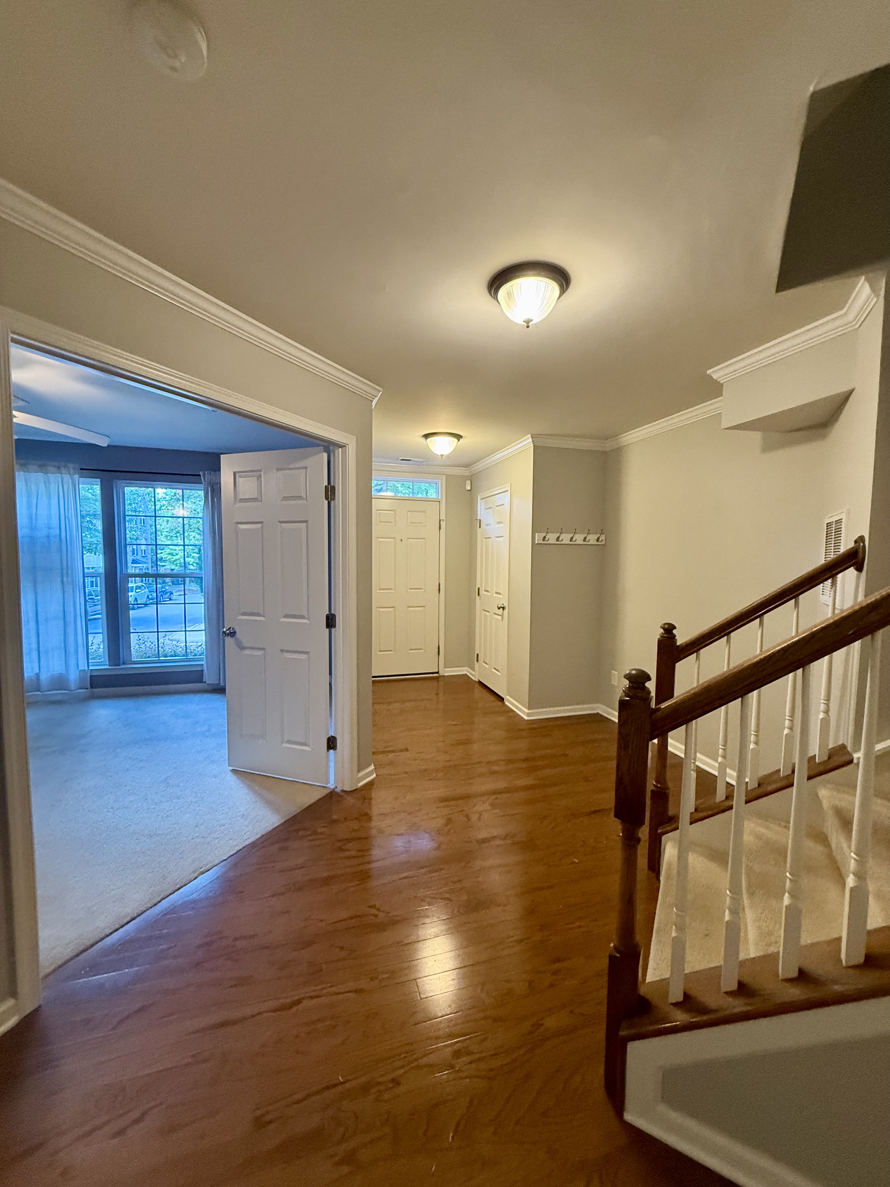 756 Naramore Street – photo 4