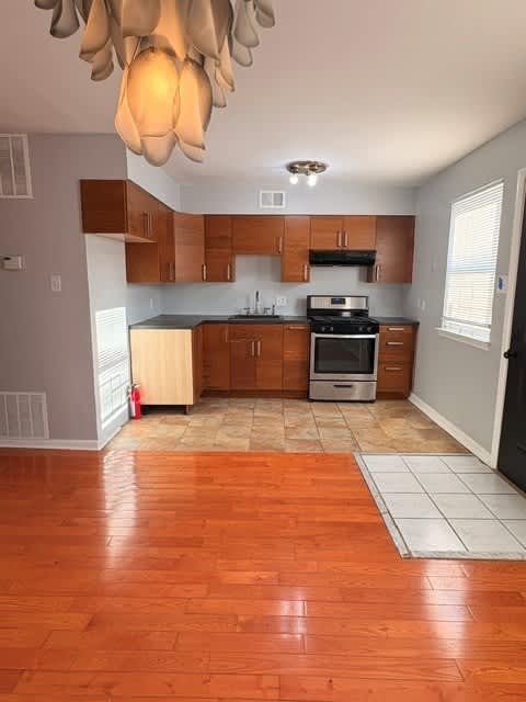 2126 North 12Th Street – photo 2