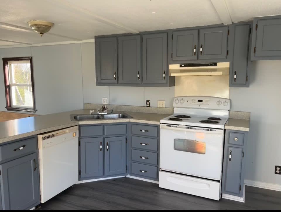 365 Wonderland Road – photo 4