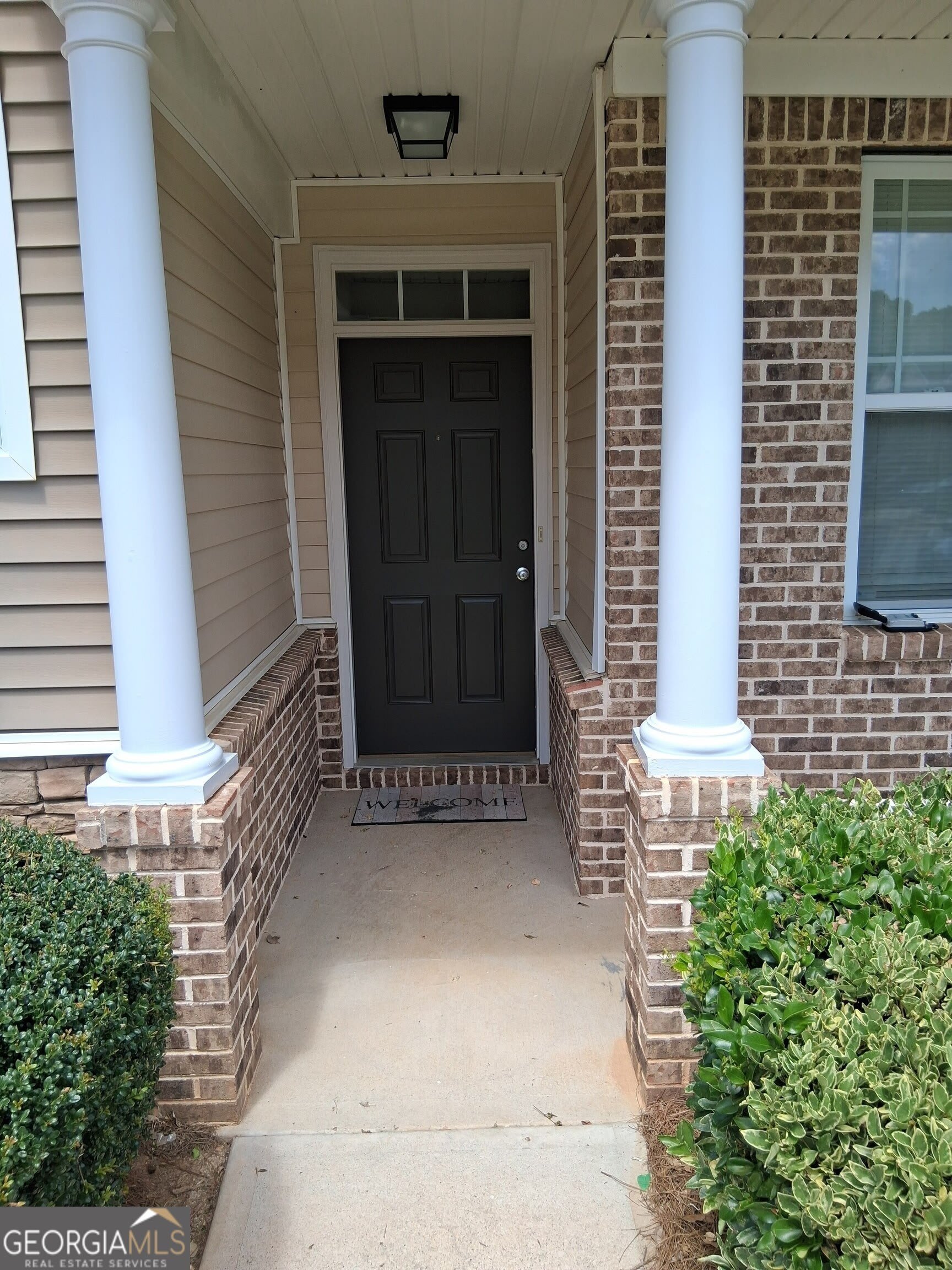 6208 Ellenwood Drive – photo 2