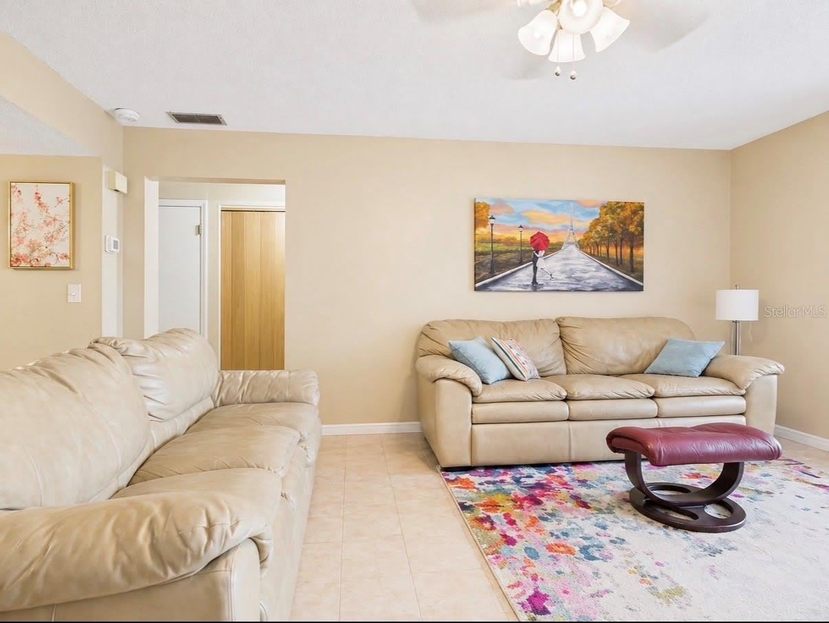 2450 Pelican Court – photo 2