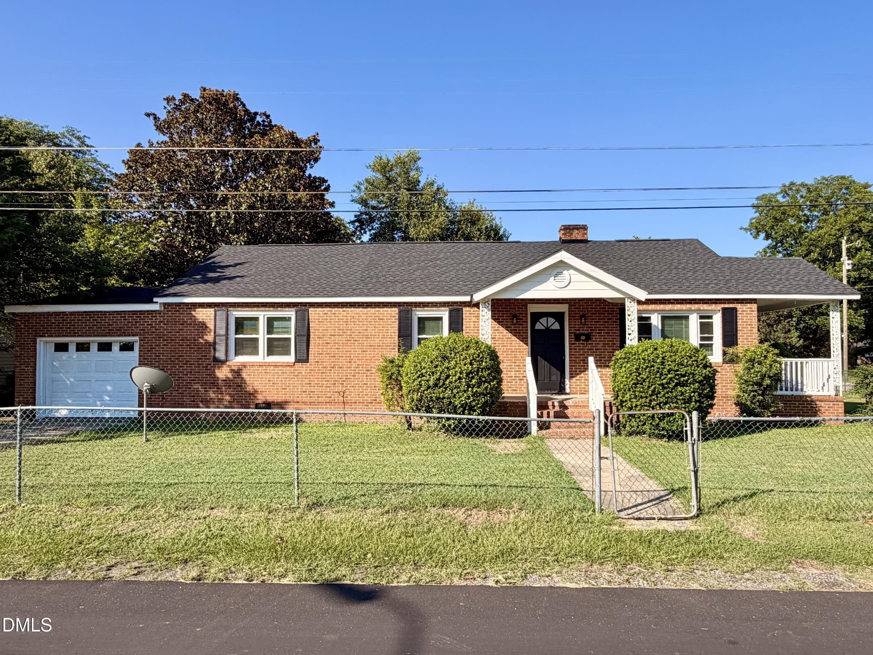 1000 E Harnett Street – photo 2
