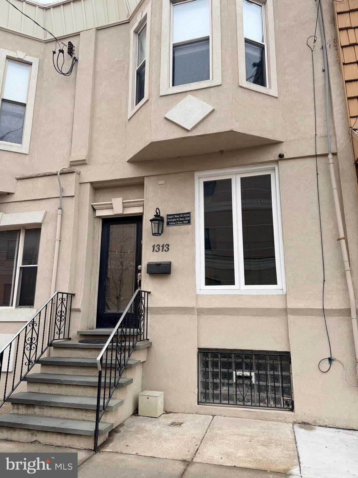 1313 WOLF Street – photo 2