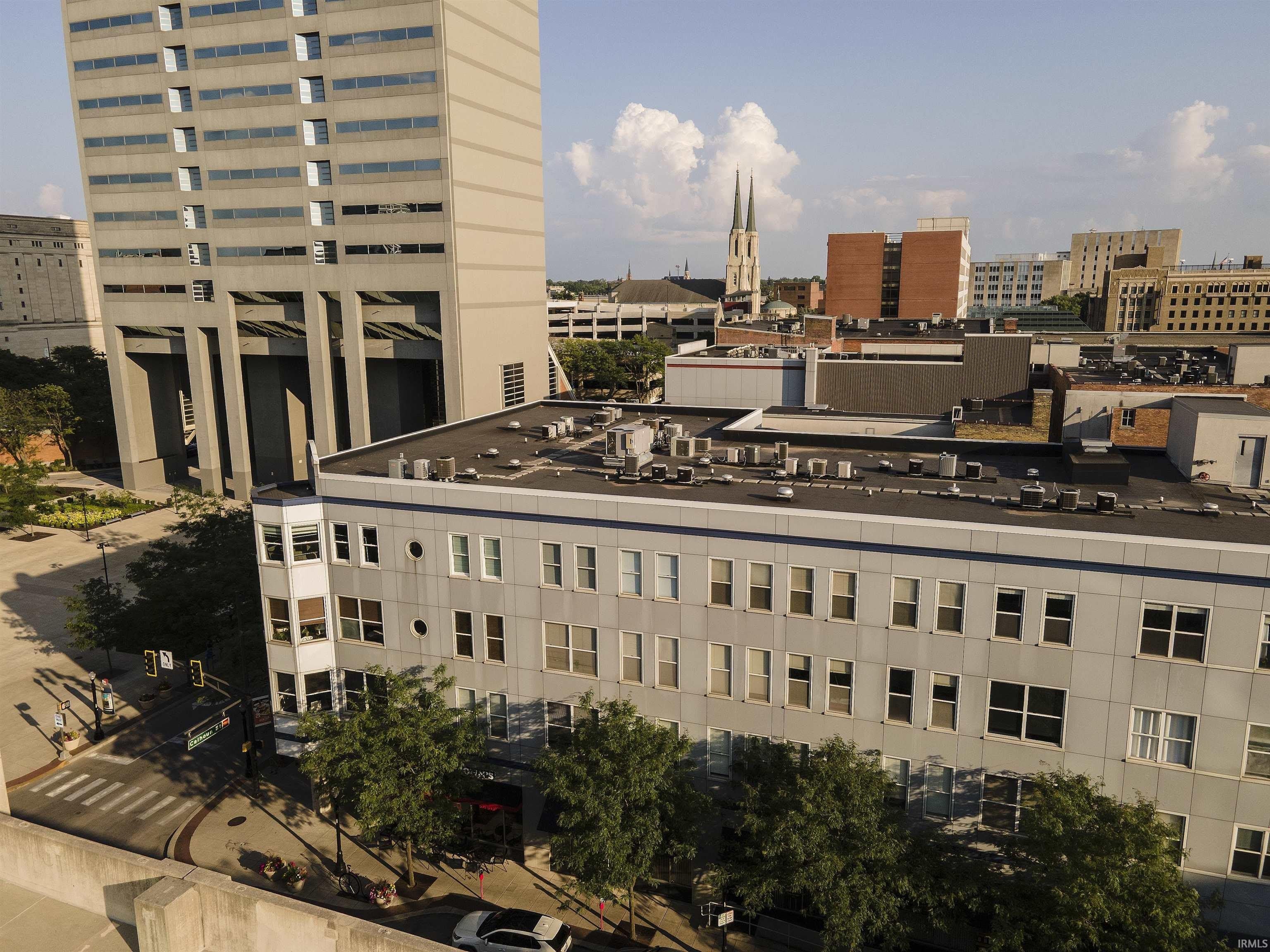 113 W Wayne Street – photo 1