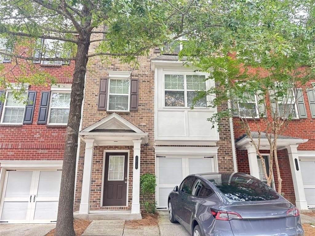 2215 Landing Walk Drive – photo 1