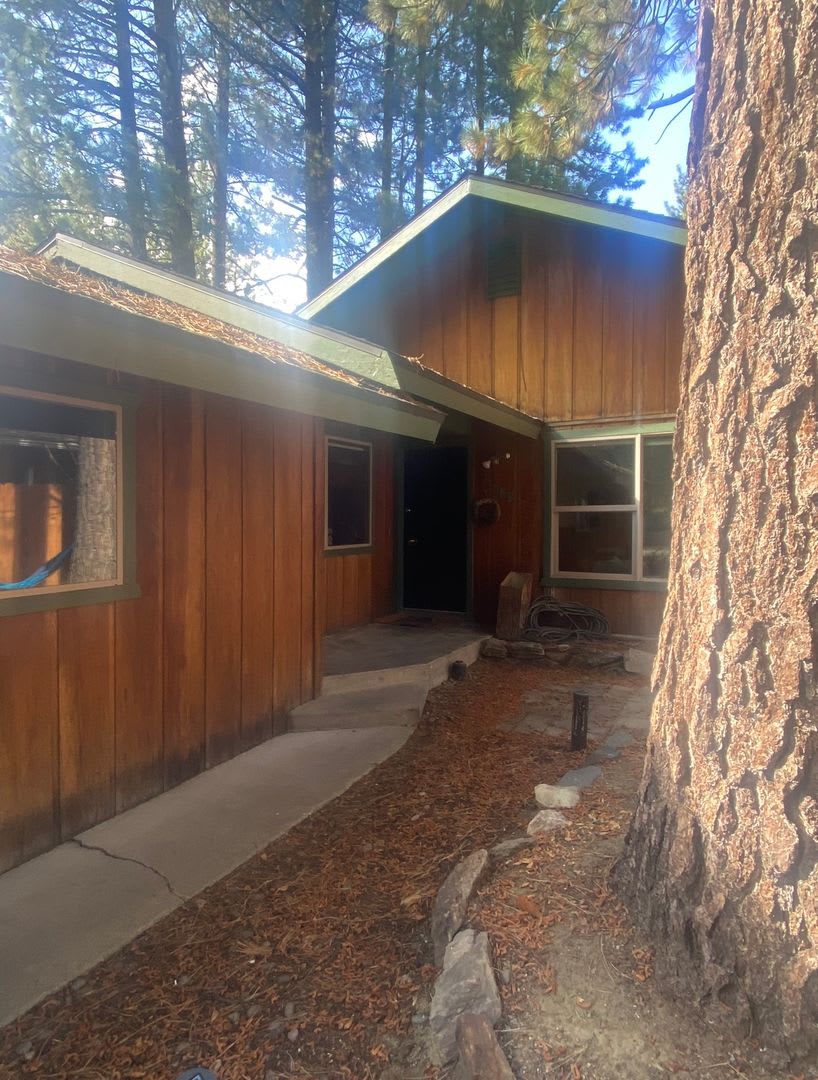 Lovely 3Bd home available for a Seasonal Lease for a 3-6 months! Call and inquire today! – photo 2