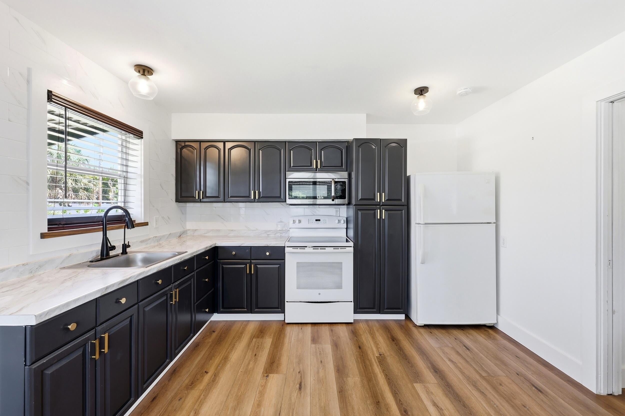 2708 Hinda Road – photo 1