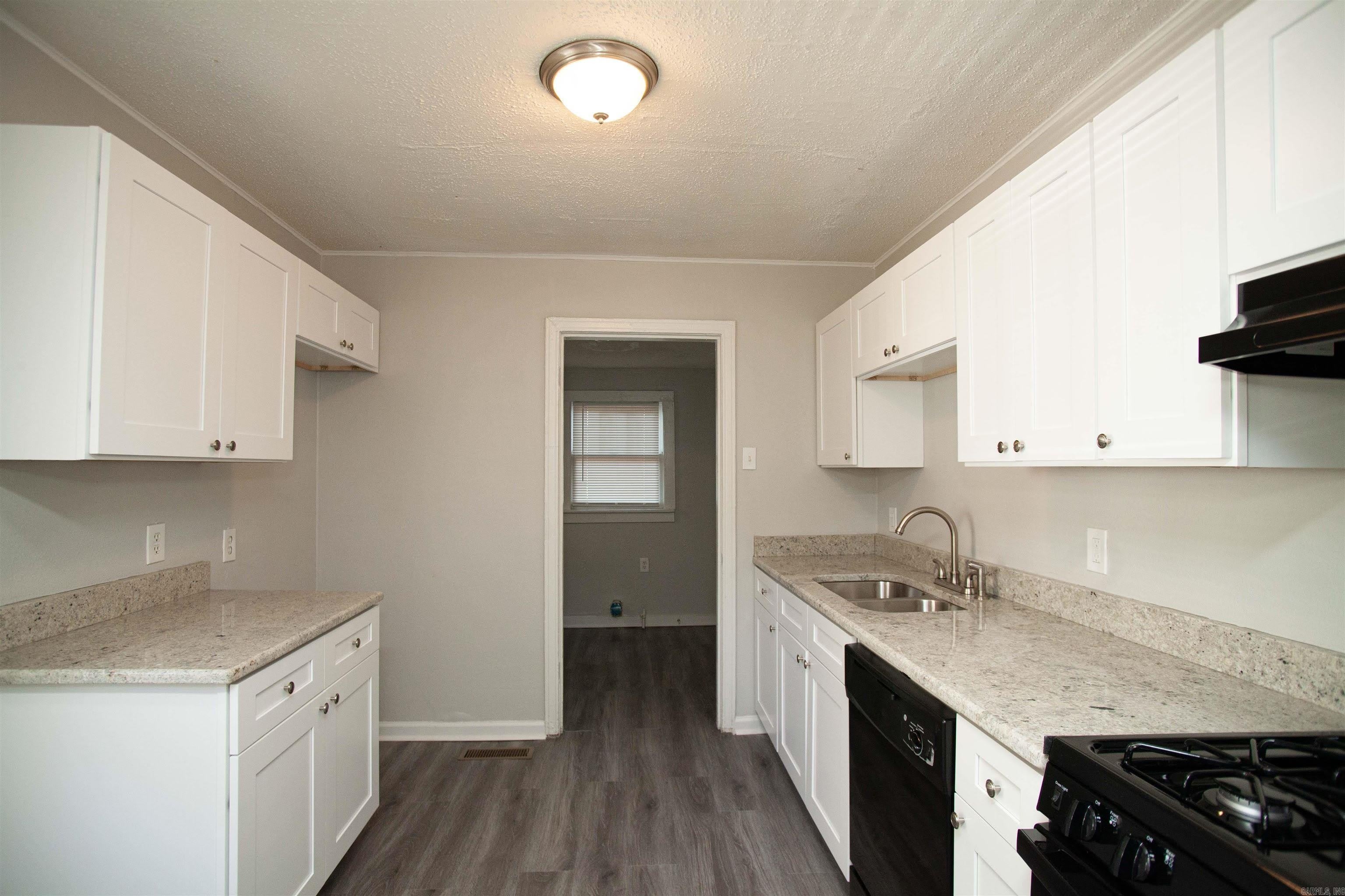 1411 S Jackson Street – photo 3