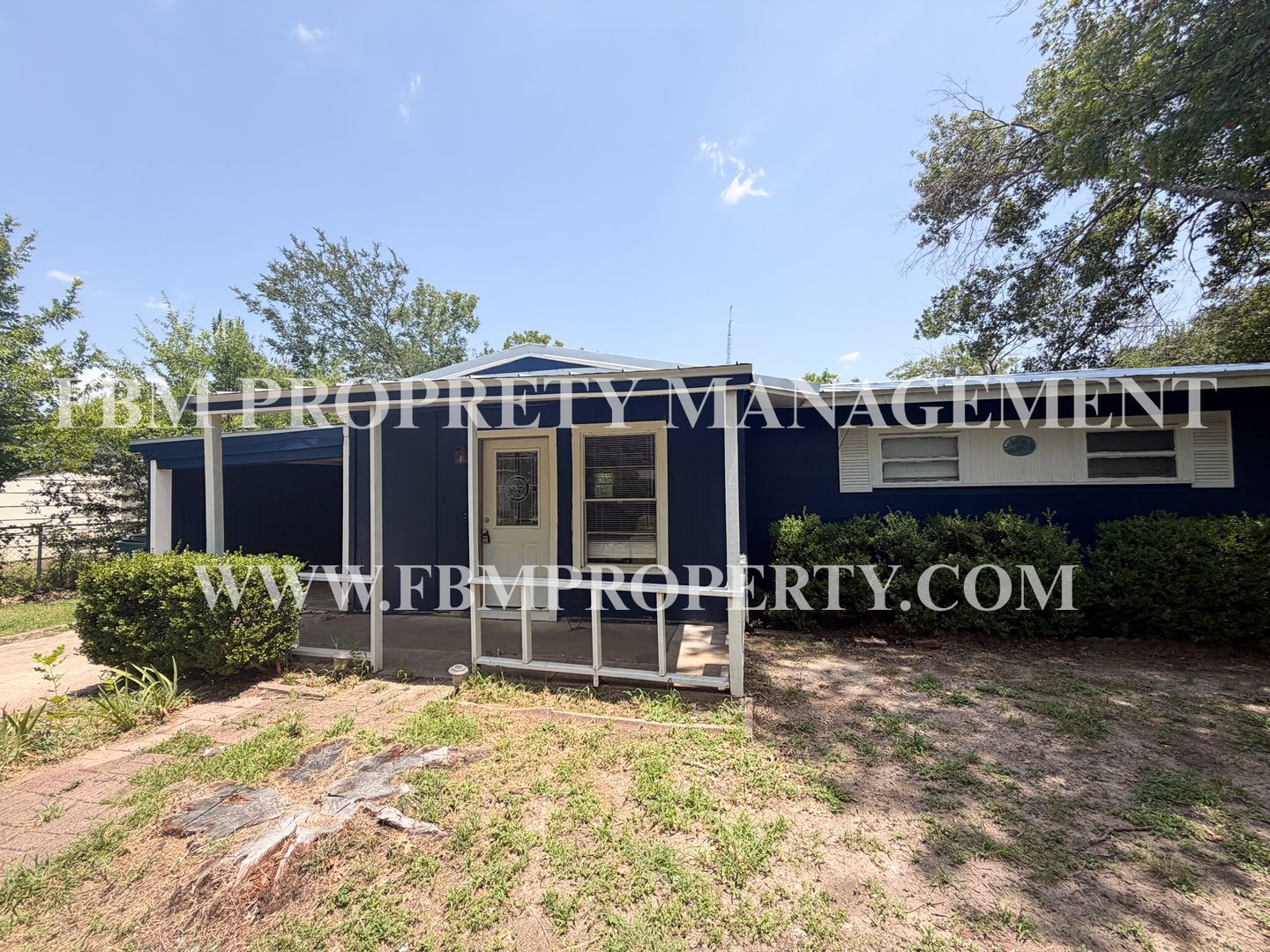3015 Winfield Dr – photo 2