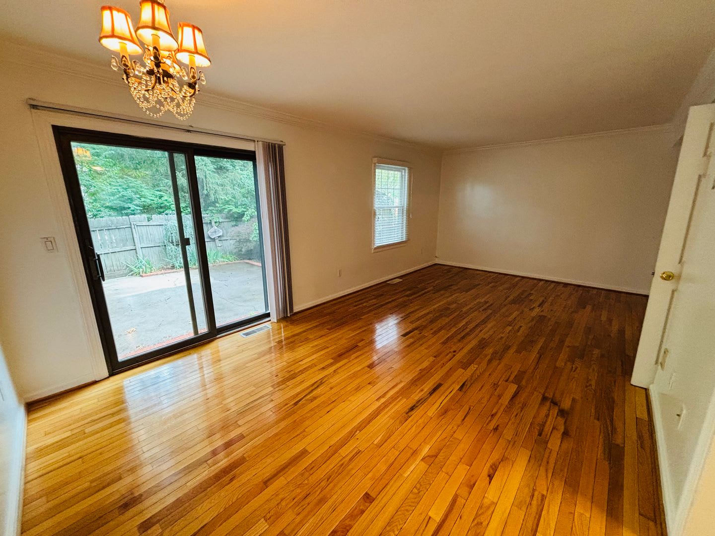 3 Bedroom 3.5 Bathroom Townhouse – photo 5