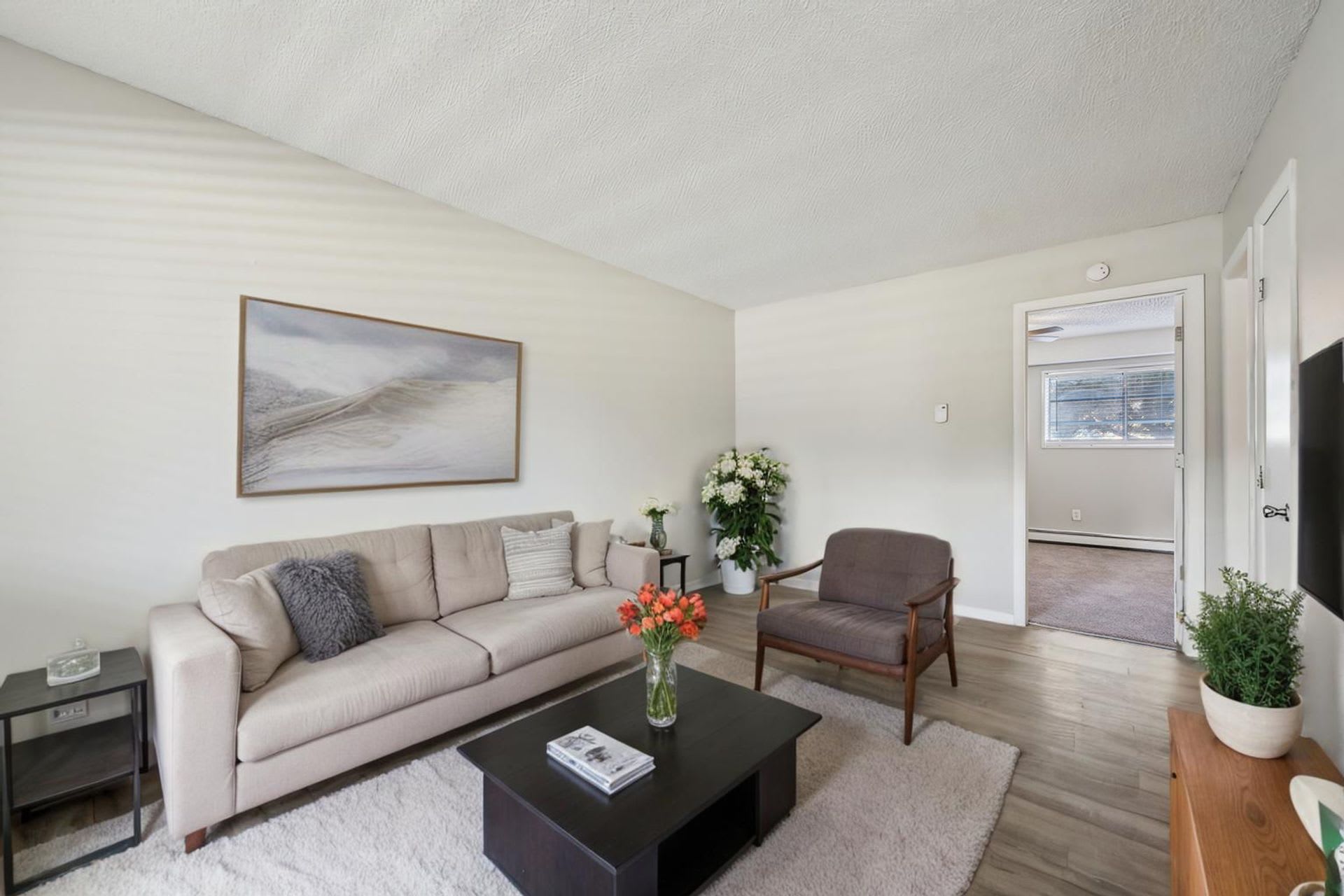 Pebble Creek Apartments – photo 5