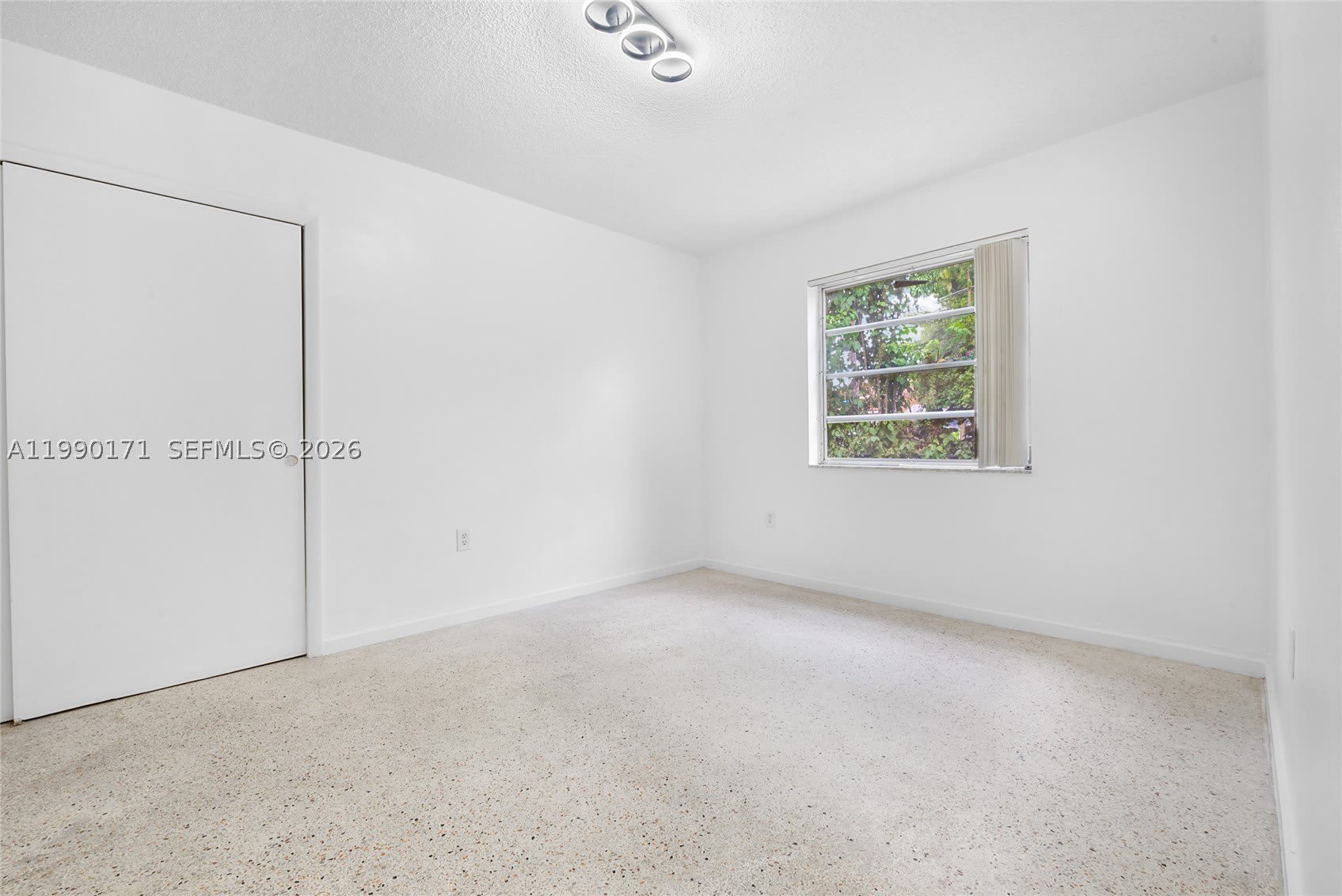 2661 SW 11th St – photo 5