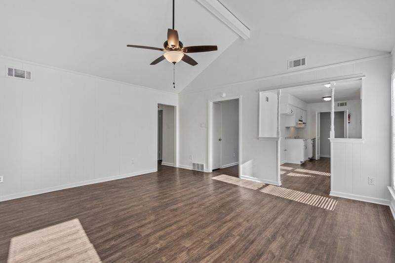 5697 Winter Tree Dr – photo 5