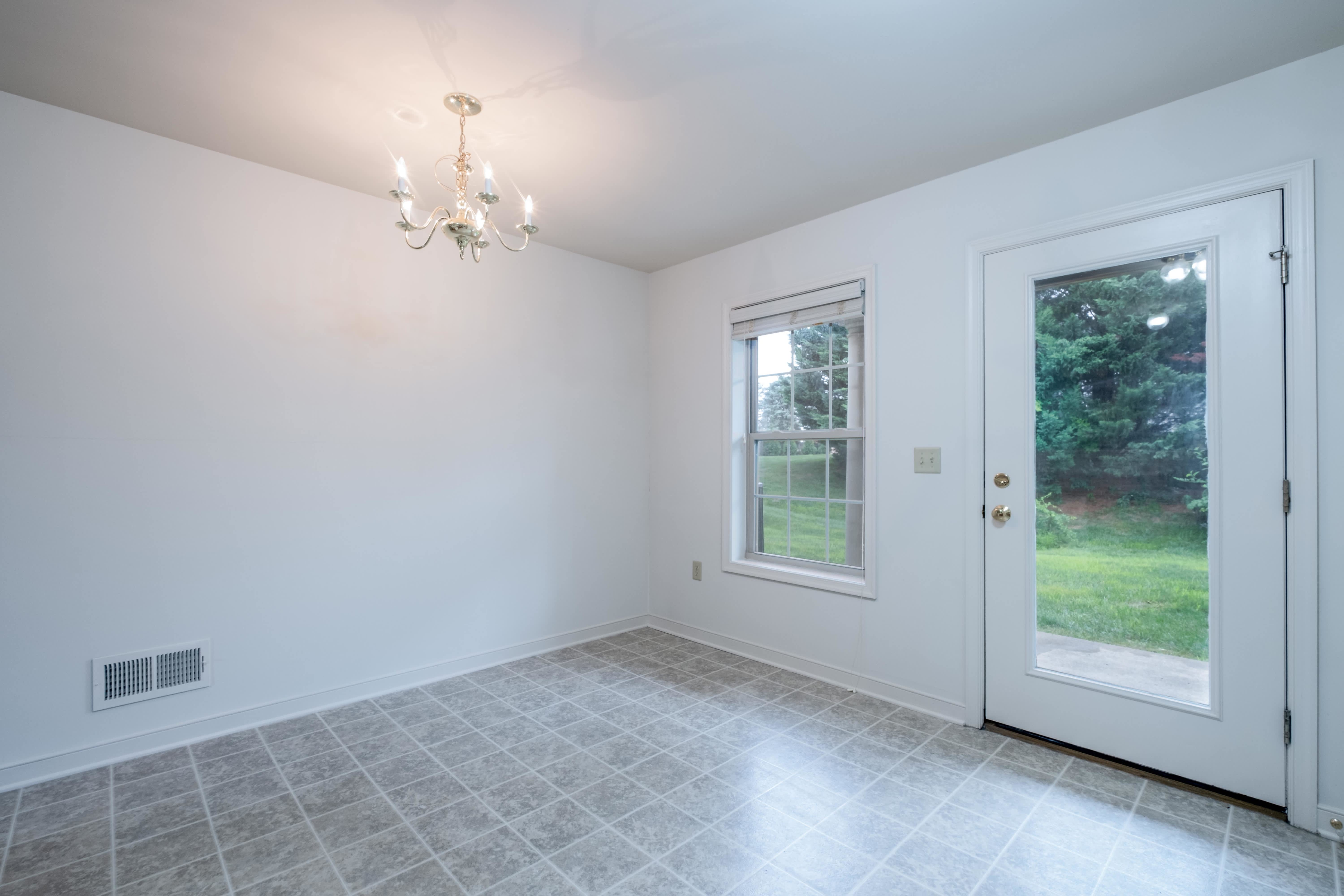 492 Talon Drive – photo 4